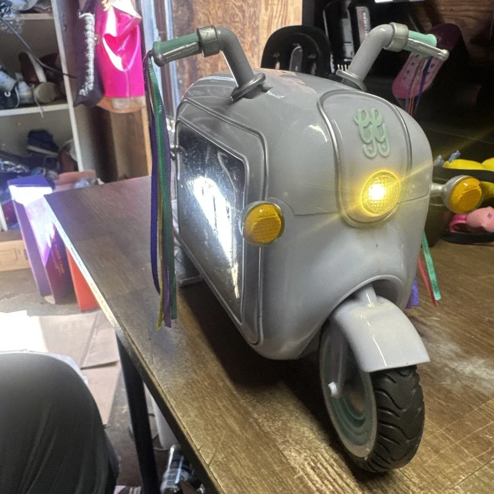 Glitter Girls Donut Delivery Scooter